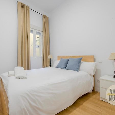 Acogedor Apt Para 5Pax En El Corazon De Chamberi Lägenhet Madrid Exteriör bild